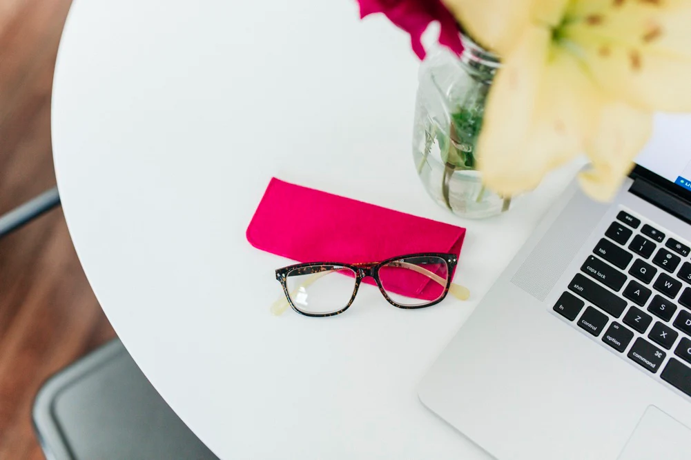 The Felt Reading Glasses Pouch - Image 8