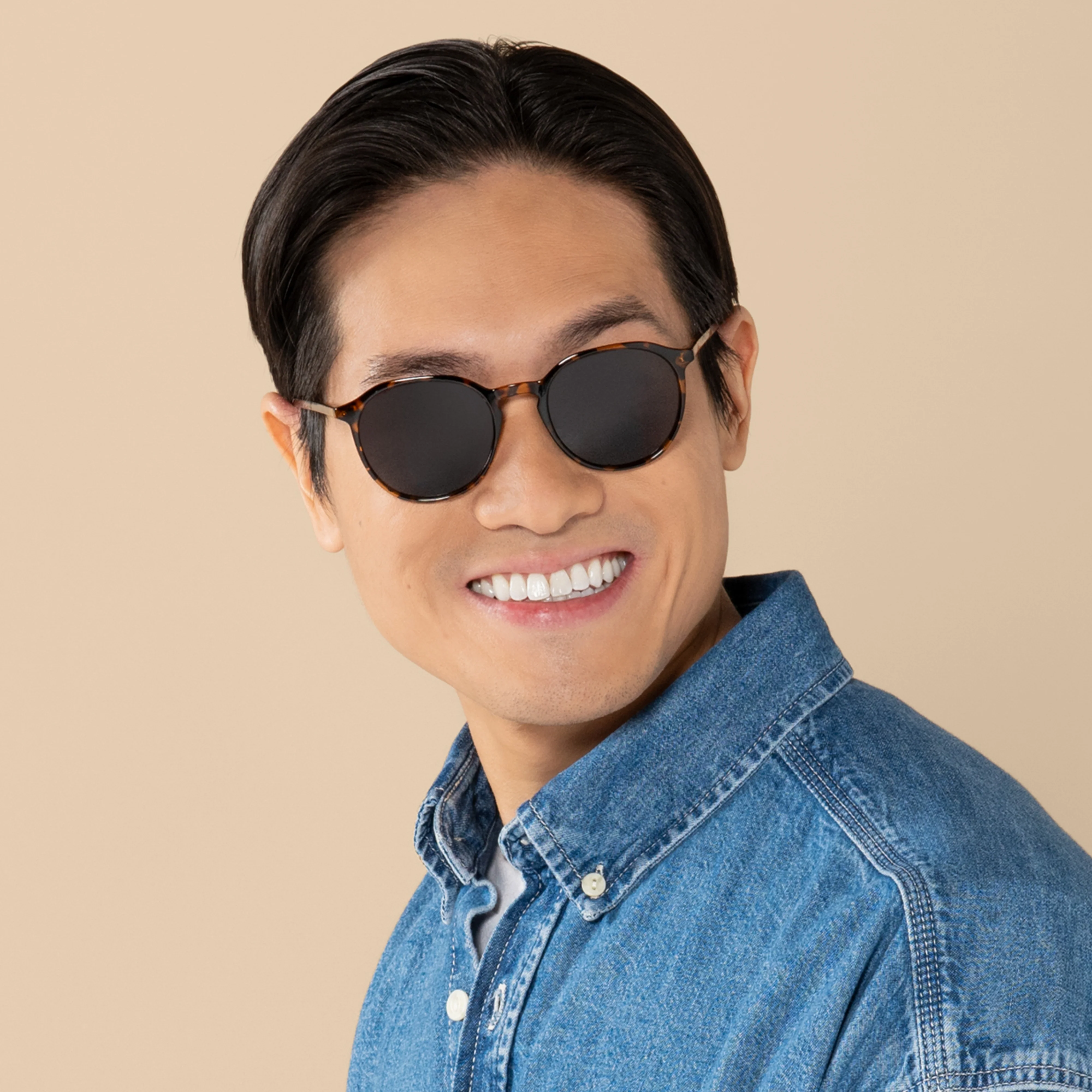 The Wyatt Bifocal-Style Reading Sunglasses - Image 11